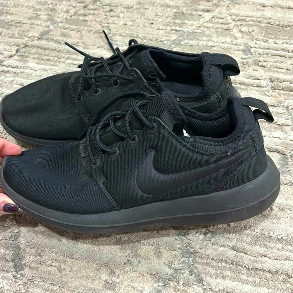 Black Nike runningg shoes